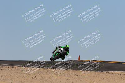 media/Oct-30-2022-CVMA (Sun) [[fb421c3cec]]/Race 10 Supersport Middleweight Shootout/